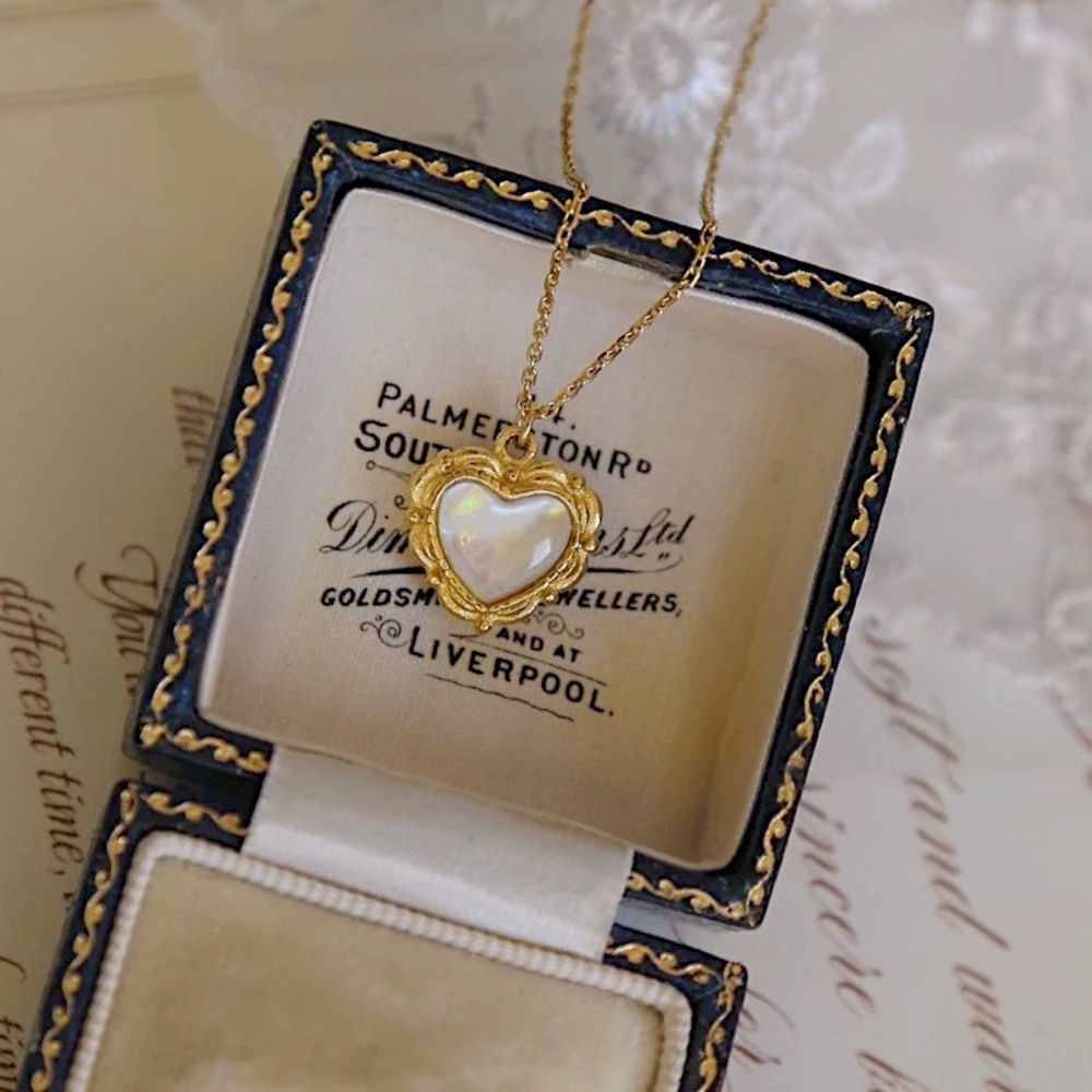 Mother of pearl necklace, heart necklace,pearl necklace,mother of pearl pendant